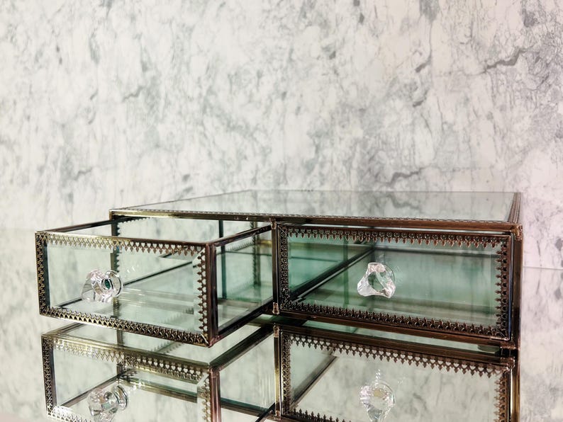 Elegant Glass Vanity Organizer – Multi-Purpose Glass Storage Tower 7 Drawers