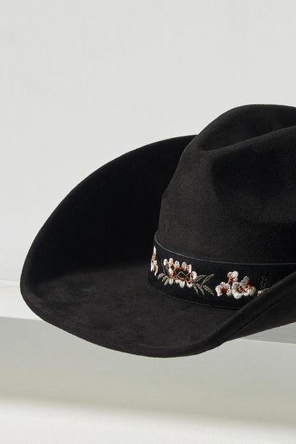 Embroidered Belted Rancher Cowboy Hat – Stylish Western Elegance in Black, Brown, and White