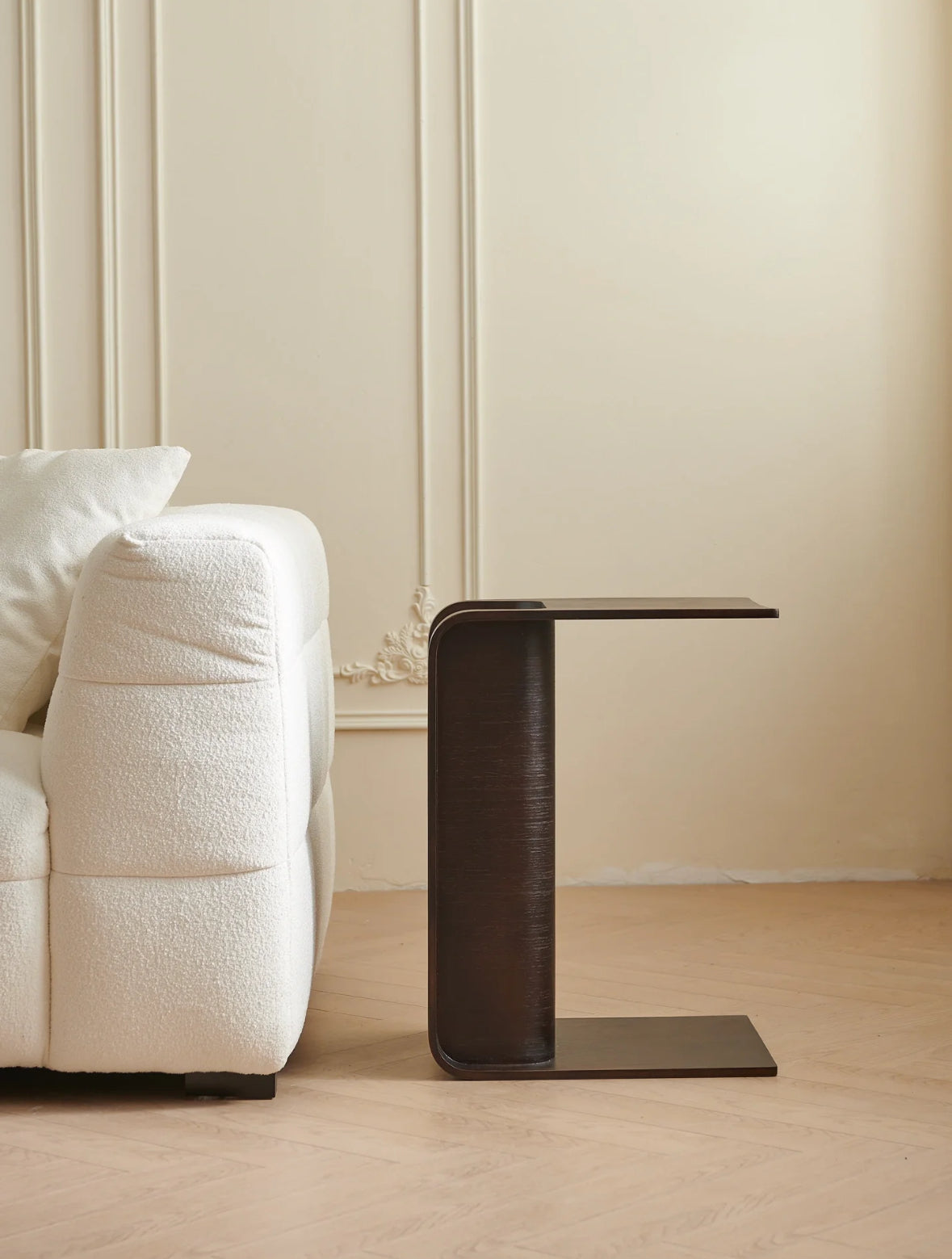 Minimalist Wooden Side Table with Storage – C-Shaped Multi-Functional End Table for Living Room & Bedroom