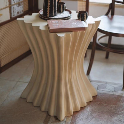 Sculptural Pedestal Side Table – Wavy Accent Table for Modern Interiors