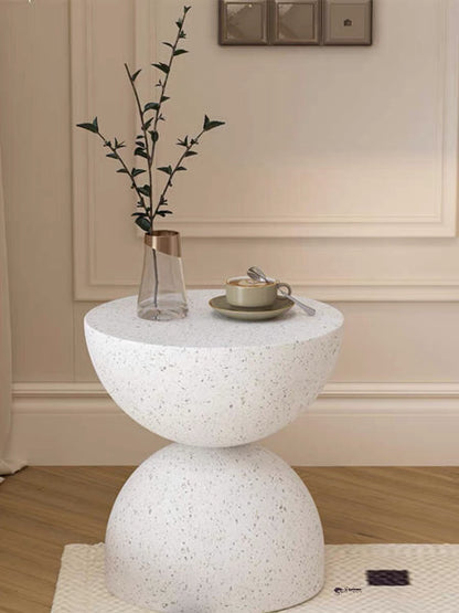 Elegant Cream Round Coffee Table - Creative Bedside & Leisure Table for Homestay & Afternoon Tea