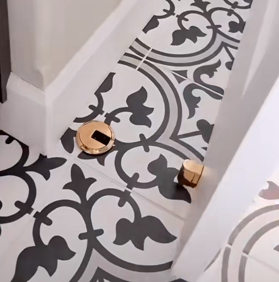 360° Rotatable Magnetic Mechanical Door Stopper
