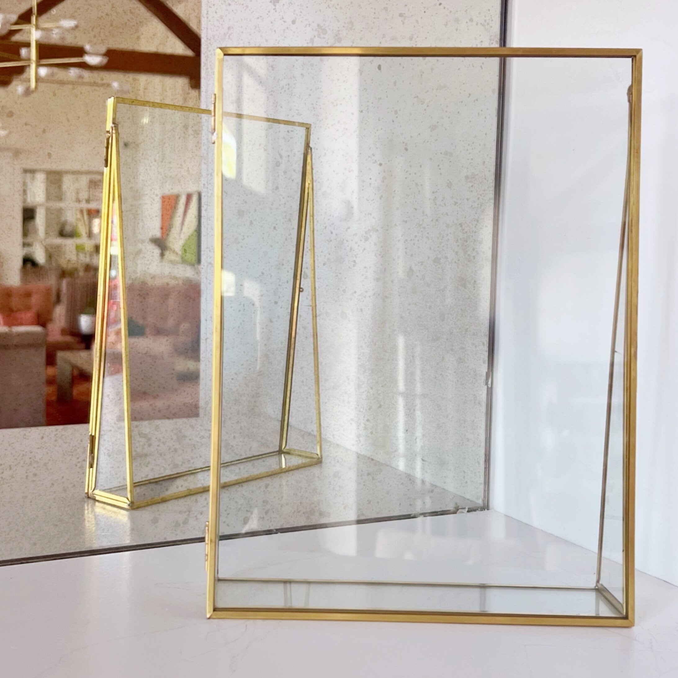 Floating Picture Frame Types Gold-Edged Display Floating Picture Frames – Ausique Decor